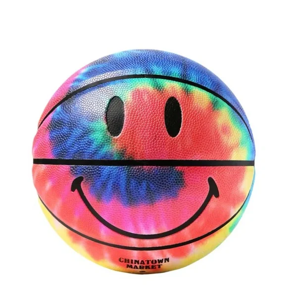 Chinatown Market GROOVY TYE DYE BASKETBALL BRAND NEW RARE 100% AUTHENTIC POP ART